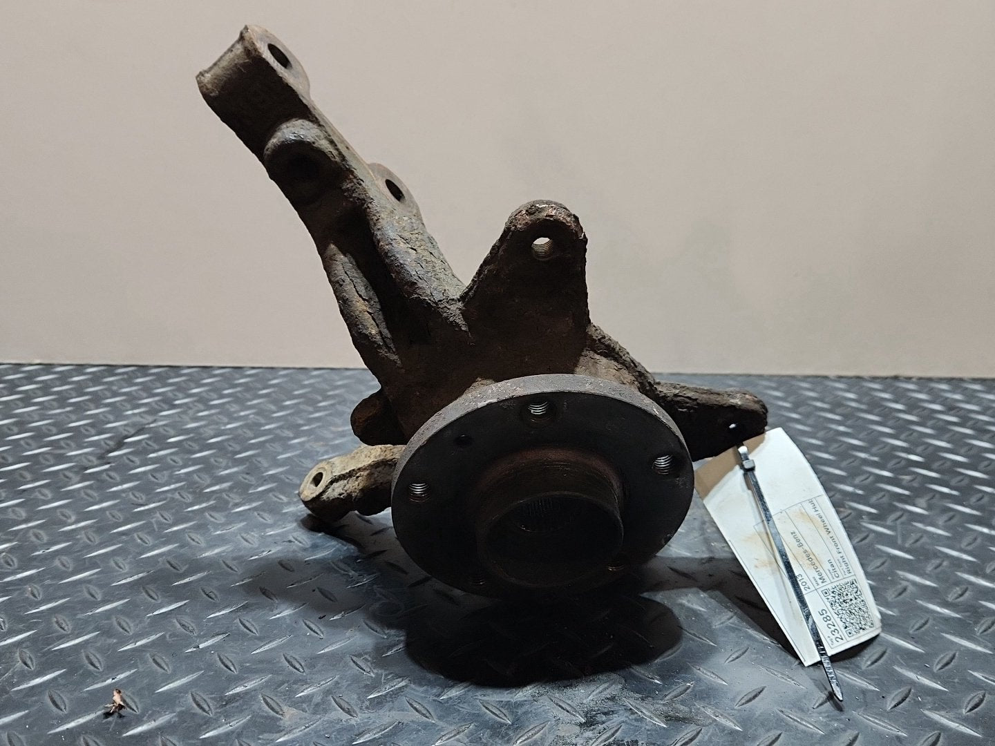 Mercedes-Benz Citan W415 Cargo Van Genuine Front Right O/S Wheel Hub