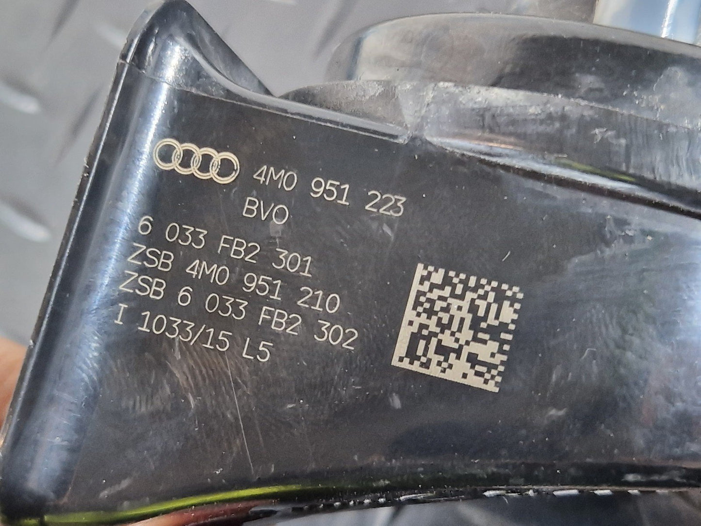 16-20 AUDI Q7 4M OEM HIGH TONE RIGHT SIDE HORN 4M0951210 4M0951223 4M0951230