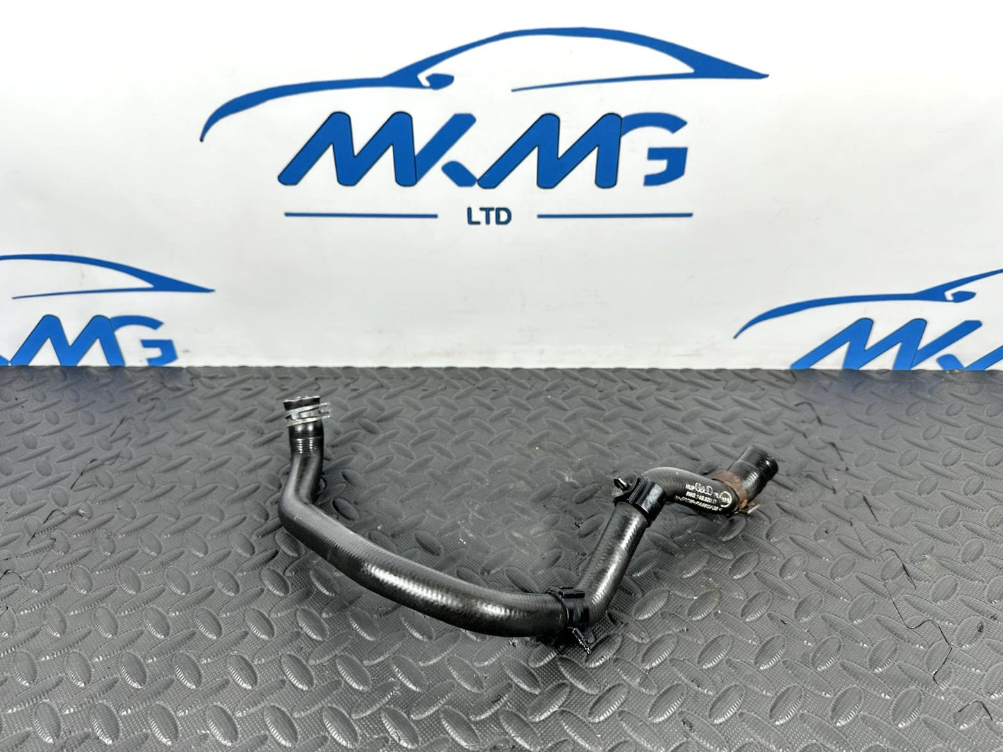 16-19 AUDI A4 B9 GENUINE 1.4 TFSI CVNA ENGINE COOLANT PIPE HOSE 8W0145920D