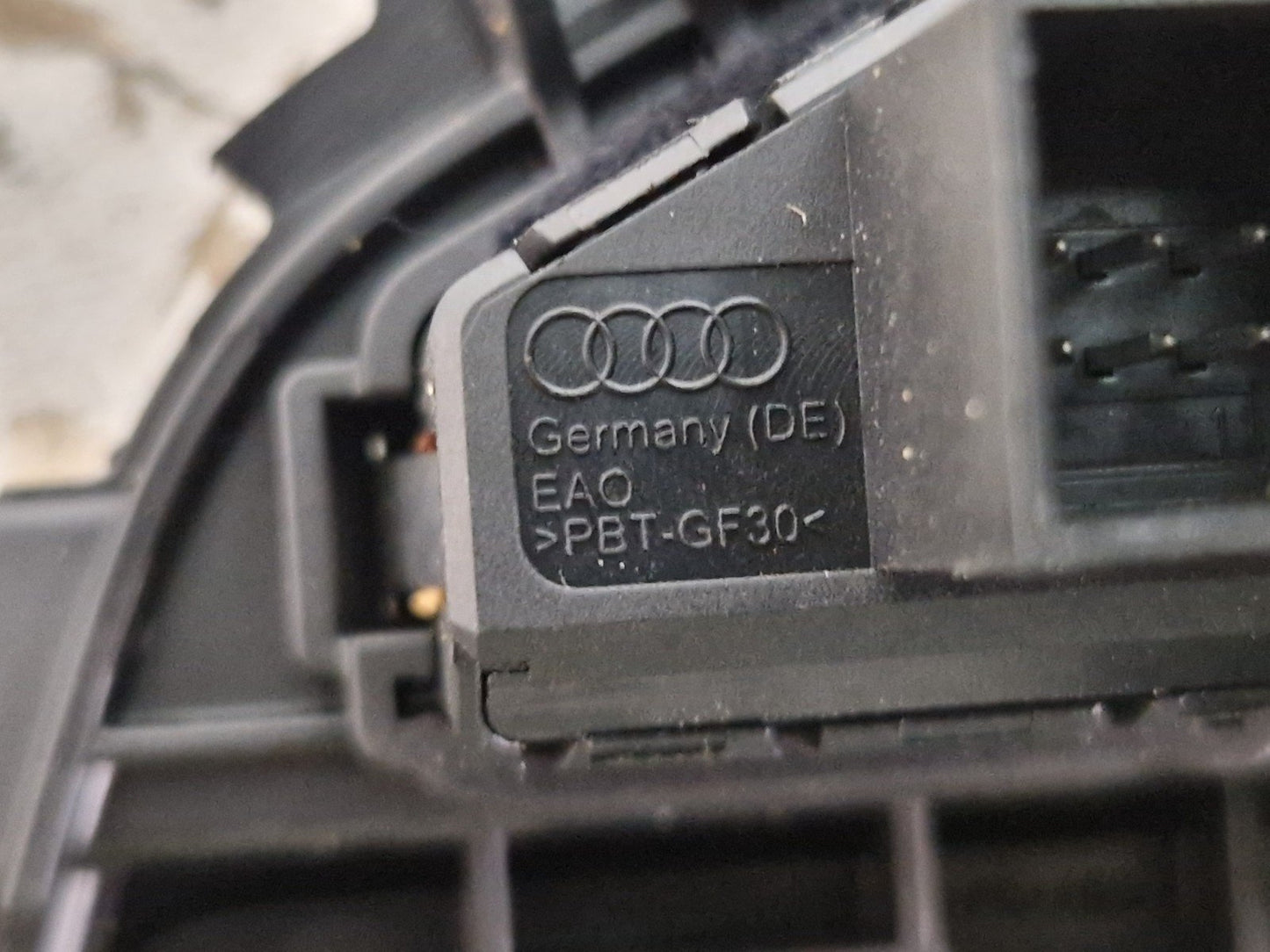 16-20 AUDI Q7 4M GENUINE OEM GEAR LEVER PANEL SHIFTER SURROUND TRIM 4M2713111D