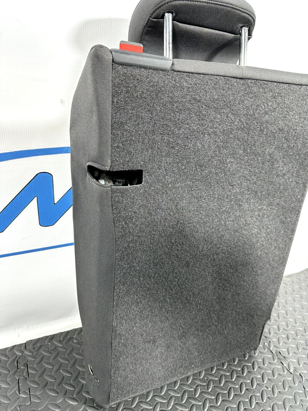 16-19 AUDI A4 B9 SALOON GENUINE REAR LEFT BACKREST SEAT WITH HEADREST CLOTH
