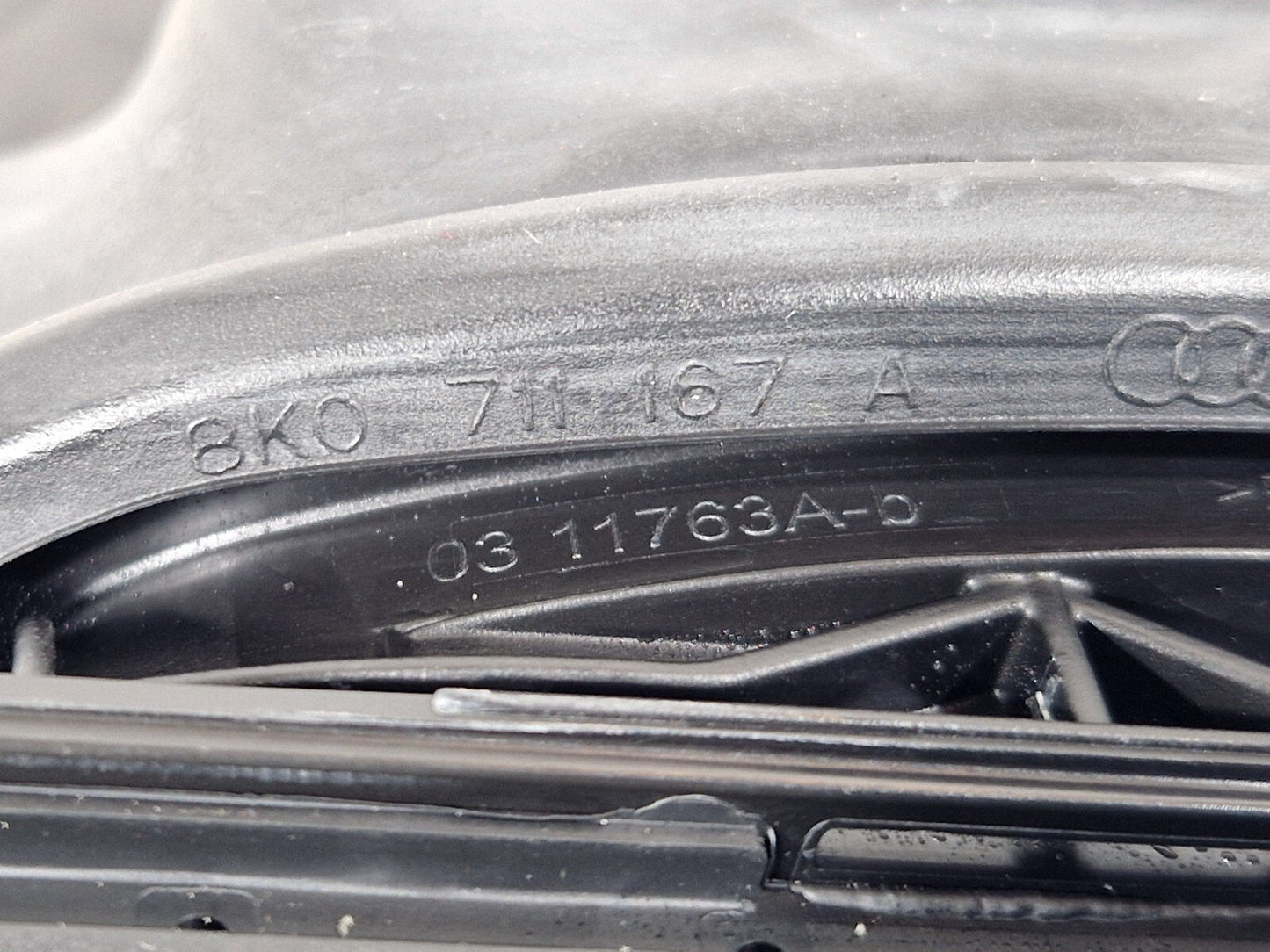 16-19 AUDI A4 B9 GENUINE GEARSTICK RUBBER SEAL TRIM 8W0711406