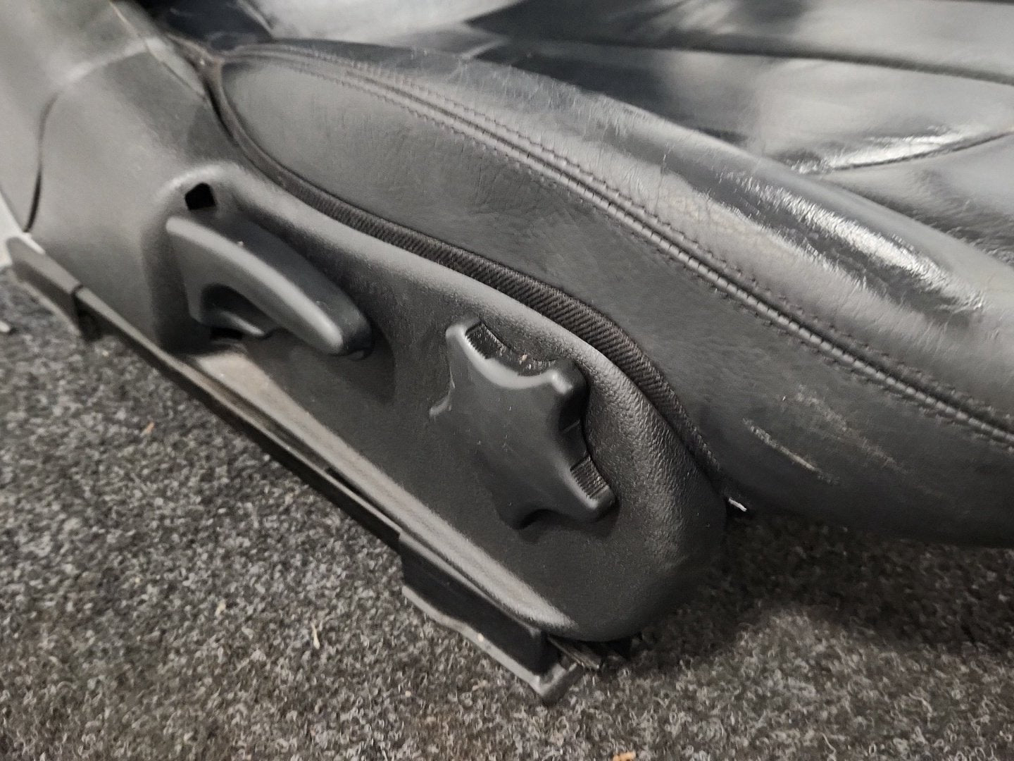 Mercedes-Benz CLK200 CLK-Class C209 Convertible Genuine Front Right O/S Seat