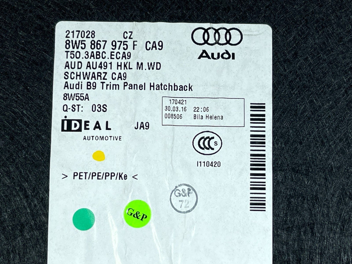 16-19 AUDI A4 B9 SALOON GENUINE BOOTLID TAILGATE TRIM PANEL 8W5867975