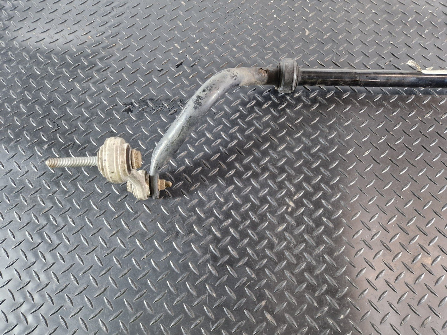 16-20 AUDI Q7 4M GENUINE FRONT ANTI ROLL BAR SWAY BAR STABILIZER 4M0411305A
