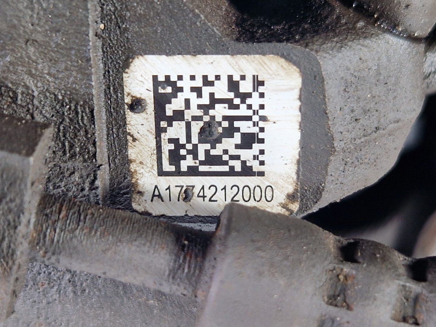 18-ON MERCEDES A CLASS W177 1.5CDI FRONT RIGHT O/S BRAKE CALIPER A1774212000