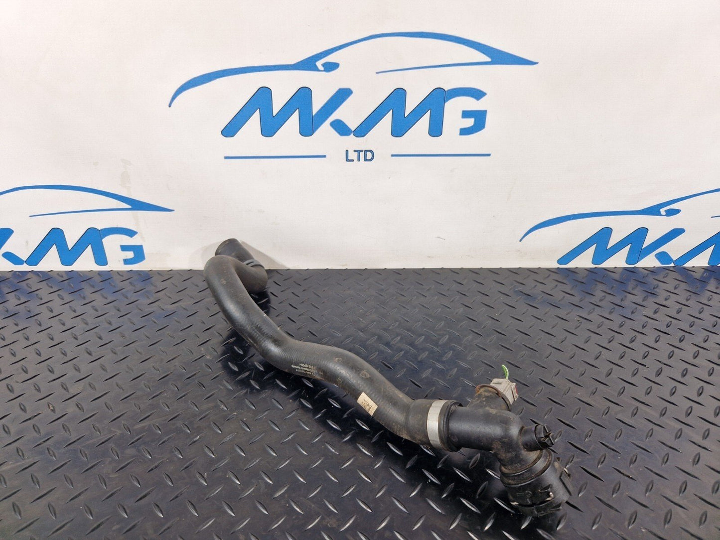 16-19 AUDI A4 B9 AVANT GENUINE 1.4 TFSI WATER COOLANT PIPE HOSE 8W0122055P