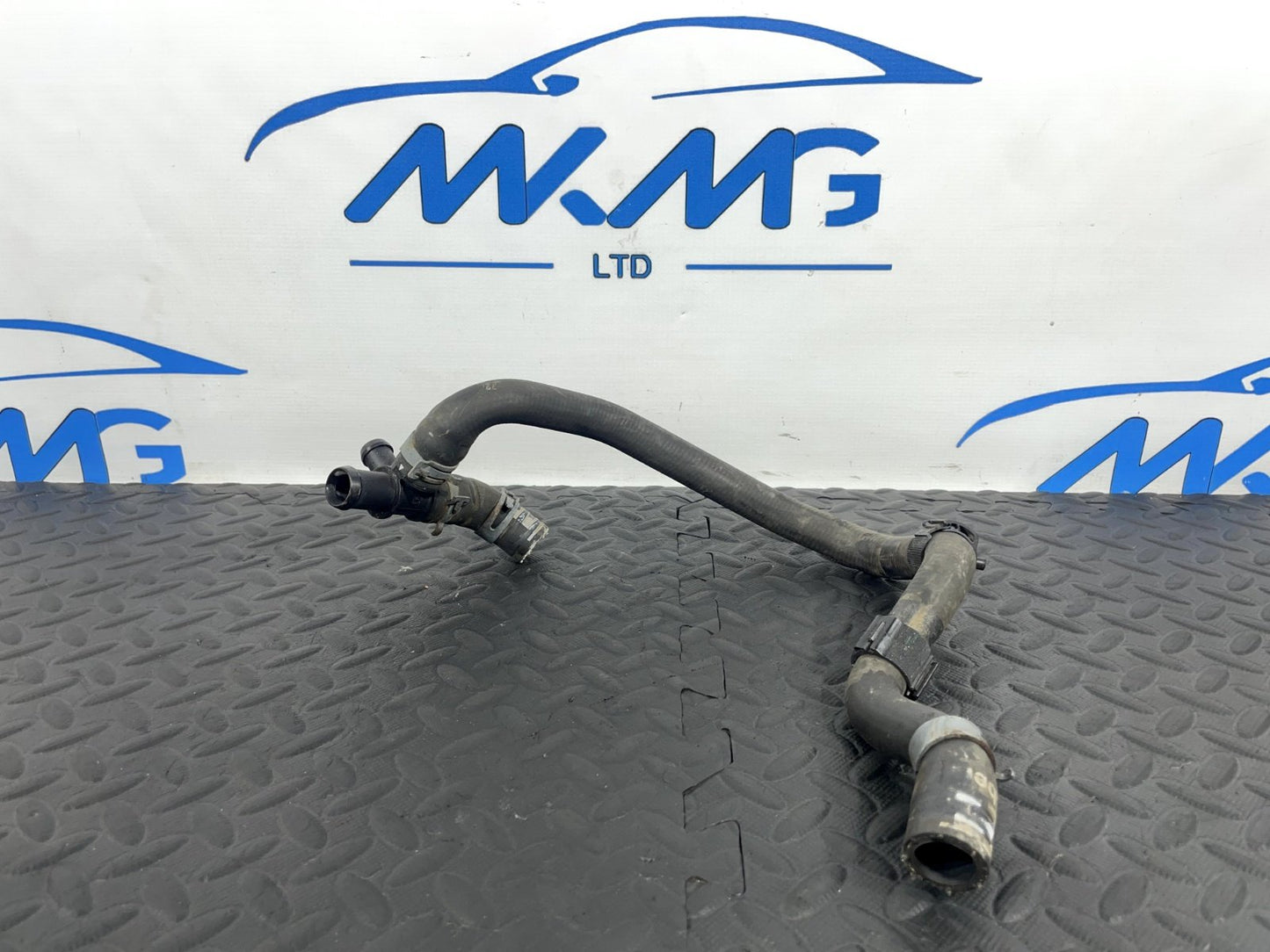 16-19 AUDI A4 B9 AVANT GENUINE CVNA ENGINE COOLANT PIPE HOSE 8W0145920D