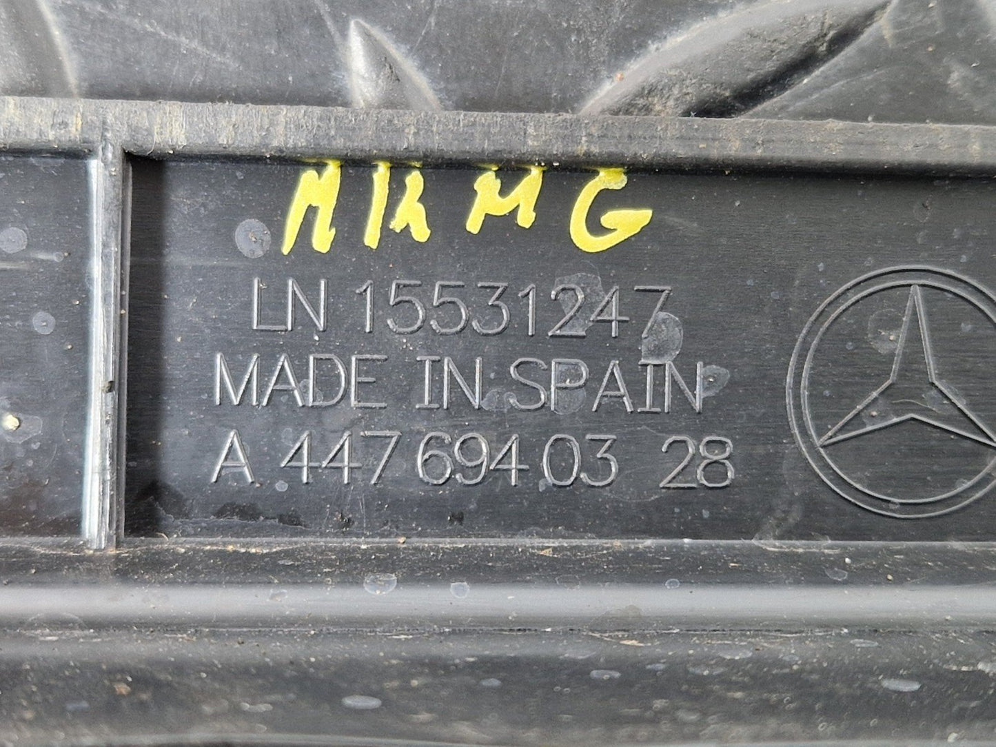 14-23 MERCEDES BENZ VITO W447 OEM BOOT STEP PANEL A4476940328