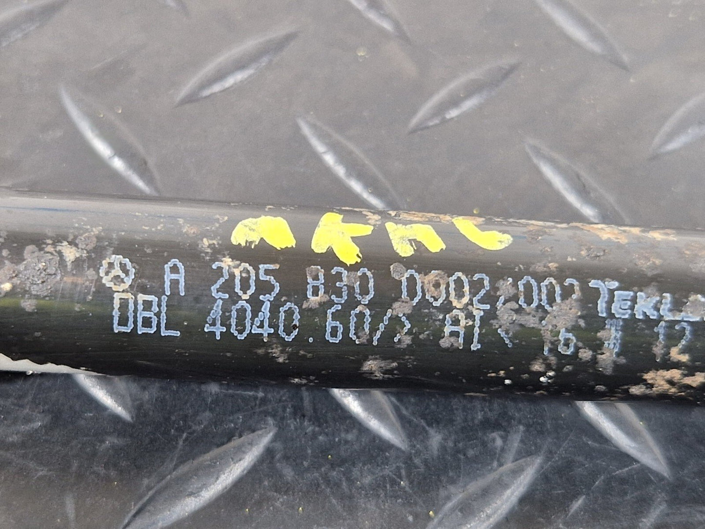 14-21 MERCEDES BENZ W205 RETURN LINE TO CIRCULATION PUMP A2058300002