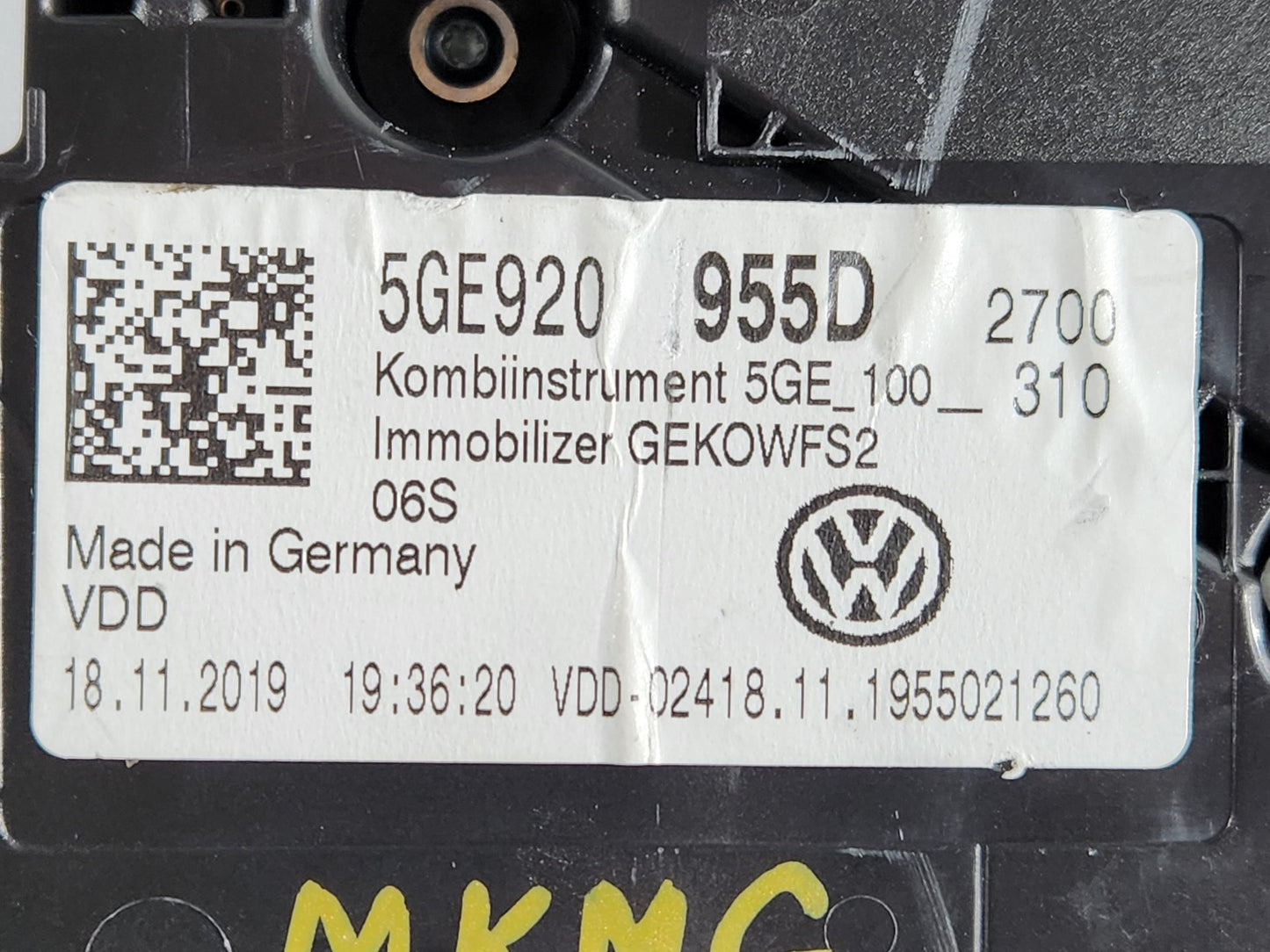 Volkswagen e-Golf MK7.5 Instrument Cluster 5GE920955D