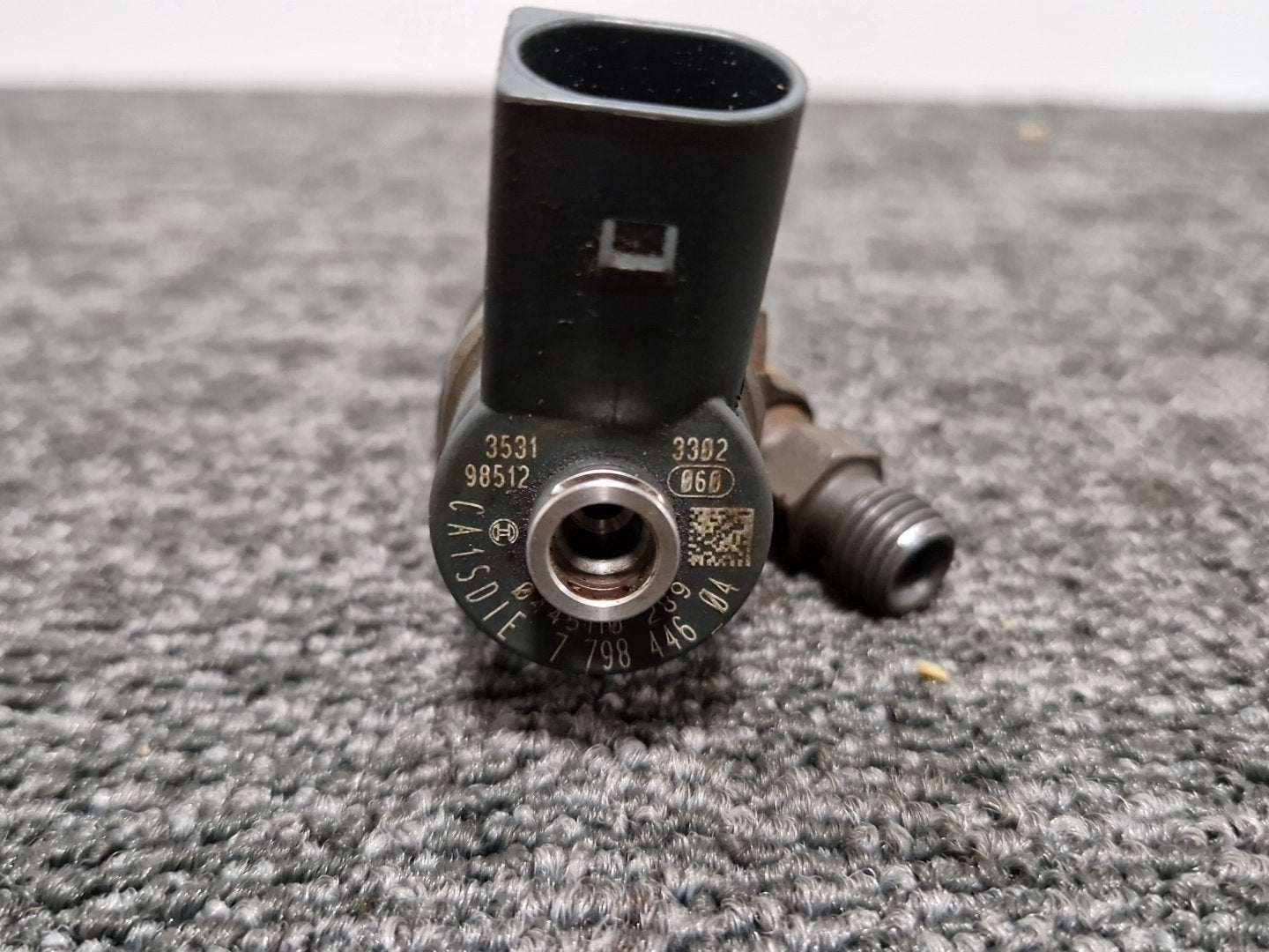 BMW 116d E87 Hatchback 2.0 Diesel Genuine Fuel Injector 779844604