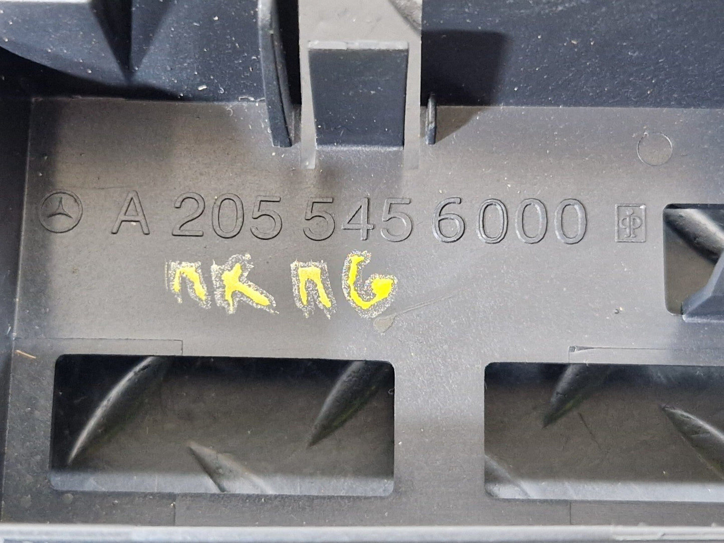 14-21 MERCEDES BENZ W205 OEM REAR CONTROL MODULE BRACKET MOUNT A2055456000