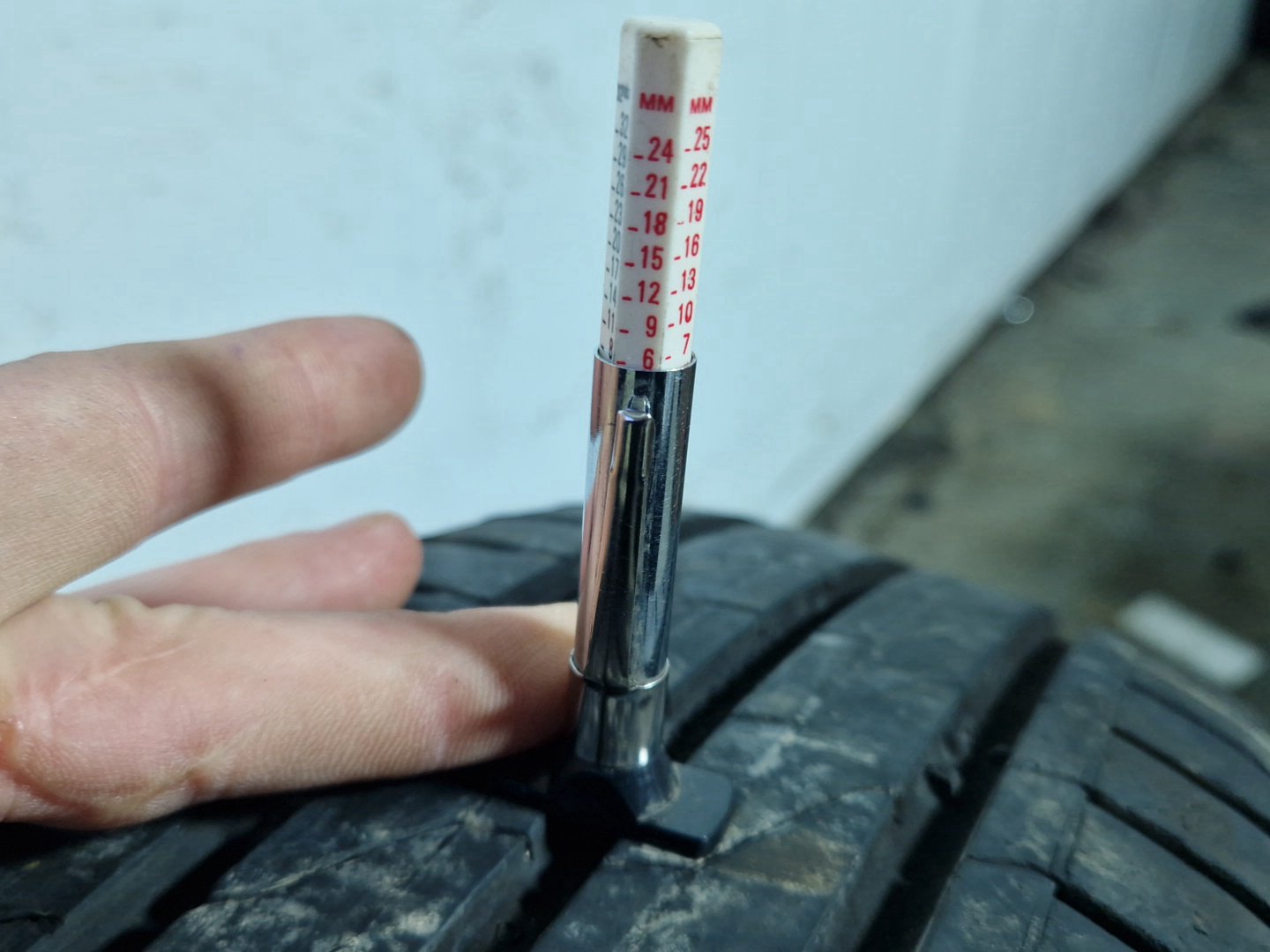Genuine Continental UltraContact Tyre 165/60/R15H ~6mm Tread