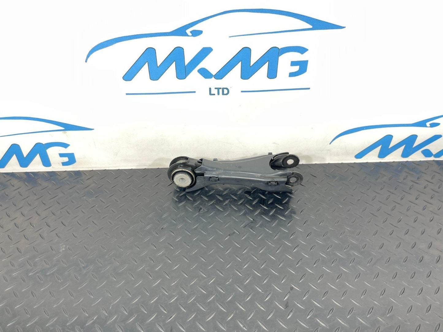18-ON MERCEDES BENZ A CLASS W177 REAR PASSENGER SIDE CONTROL ARM A2473521700