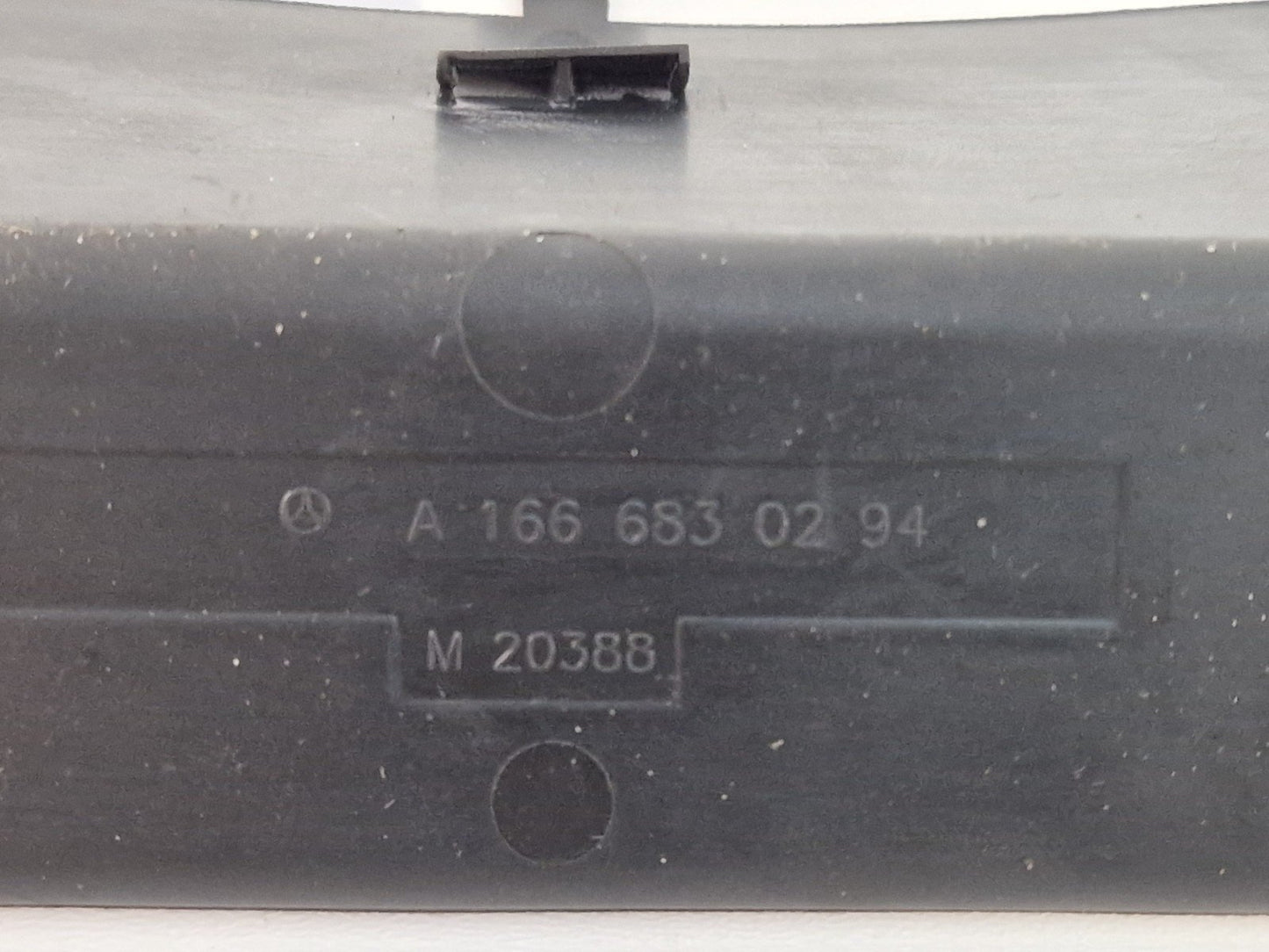 MERCEDES-BENZ RUBBER MAT INSERT CENTER CONSOLE A1666830294