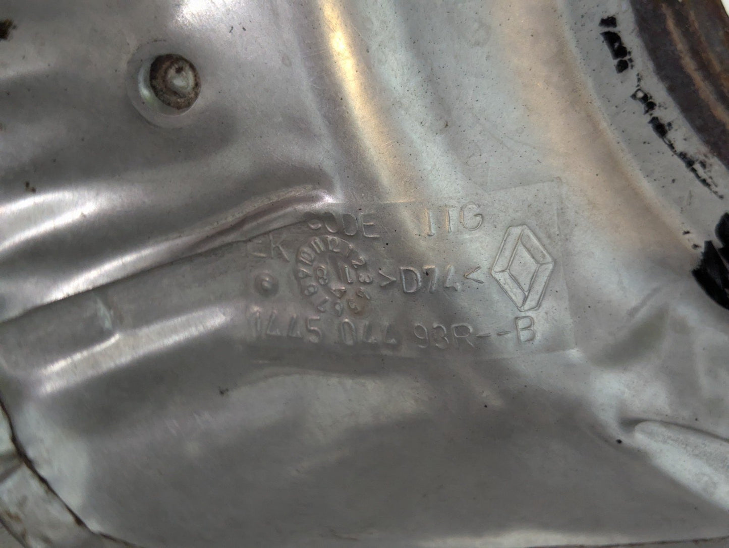 RENAULT TRAFIC III TURBOCHARGER HEAT SHIELD TURBO PROTECTION PLATE 144504493R