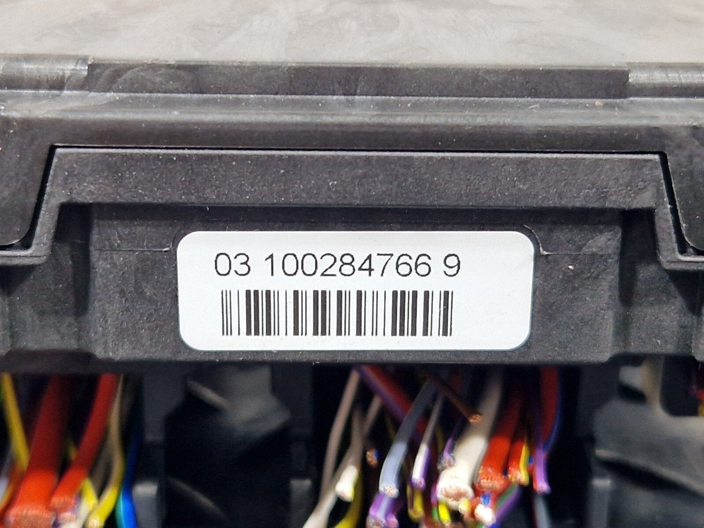 16-19 AUDI A4 B9 COMFORT CONVENIENCE CONTROL MODULE UNIT 8W0907063AC