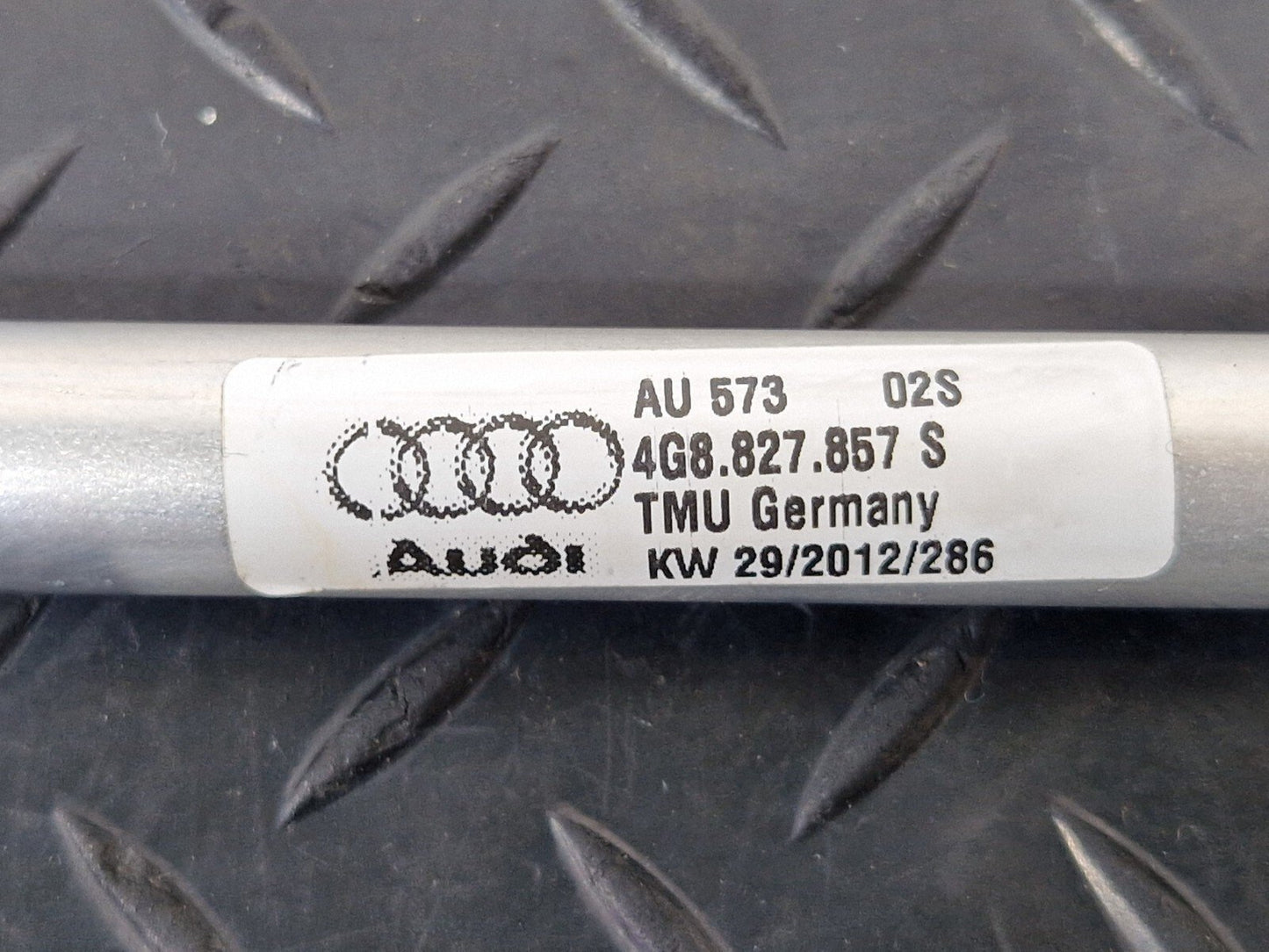 Audi Unknown Part Type 4G8827857S
