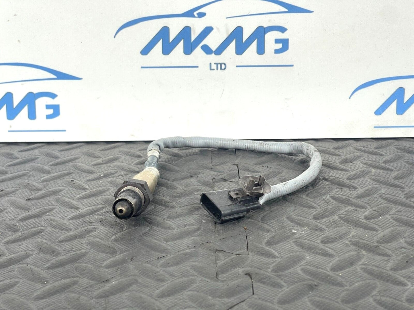 14-21 MERCEDES BENZ C300 W205 GENUINE LAMBDA OXYGEN SENSOR OEM H8201395330