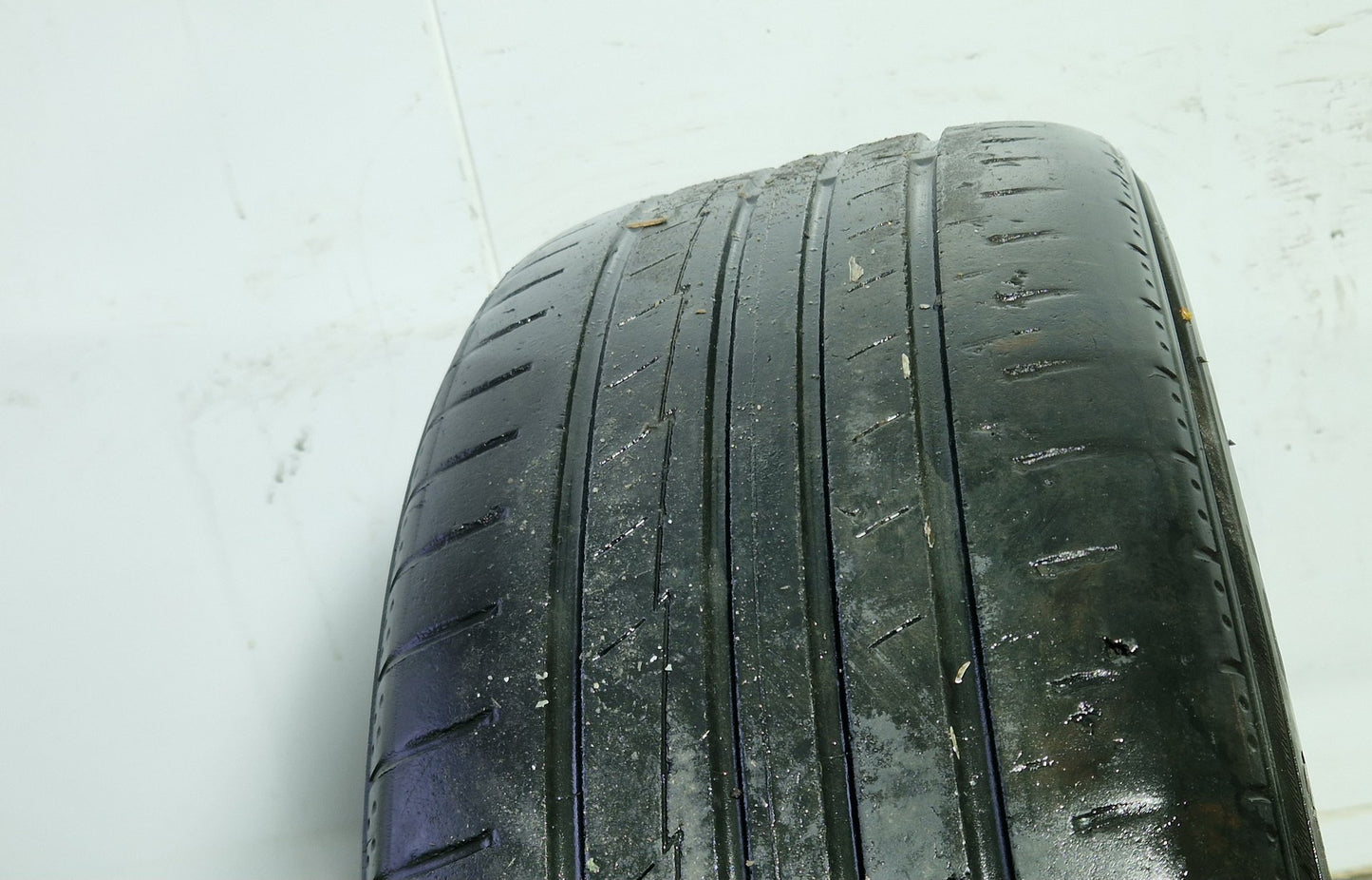 Volvo V40 MK3 (525) 17" Alloy Wheel with Tyre 205/50/17 31381857