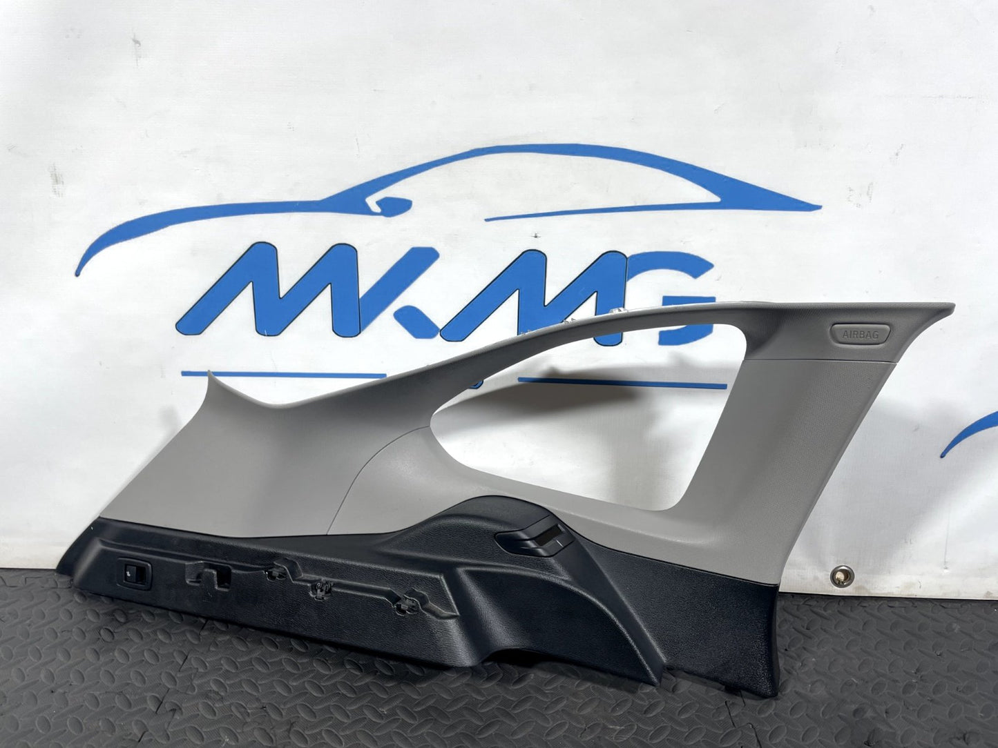 16-22 BMW X1 F48 GENUINE REAR PASSENGER SIDE INNER QUARTER TRIM PANEL 7332827