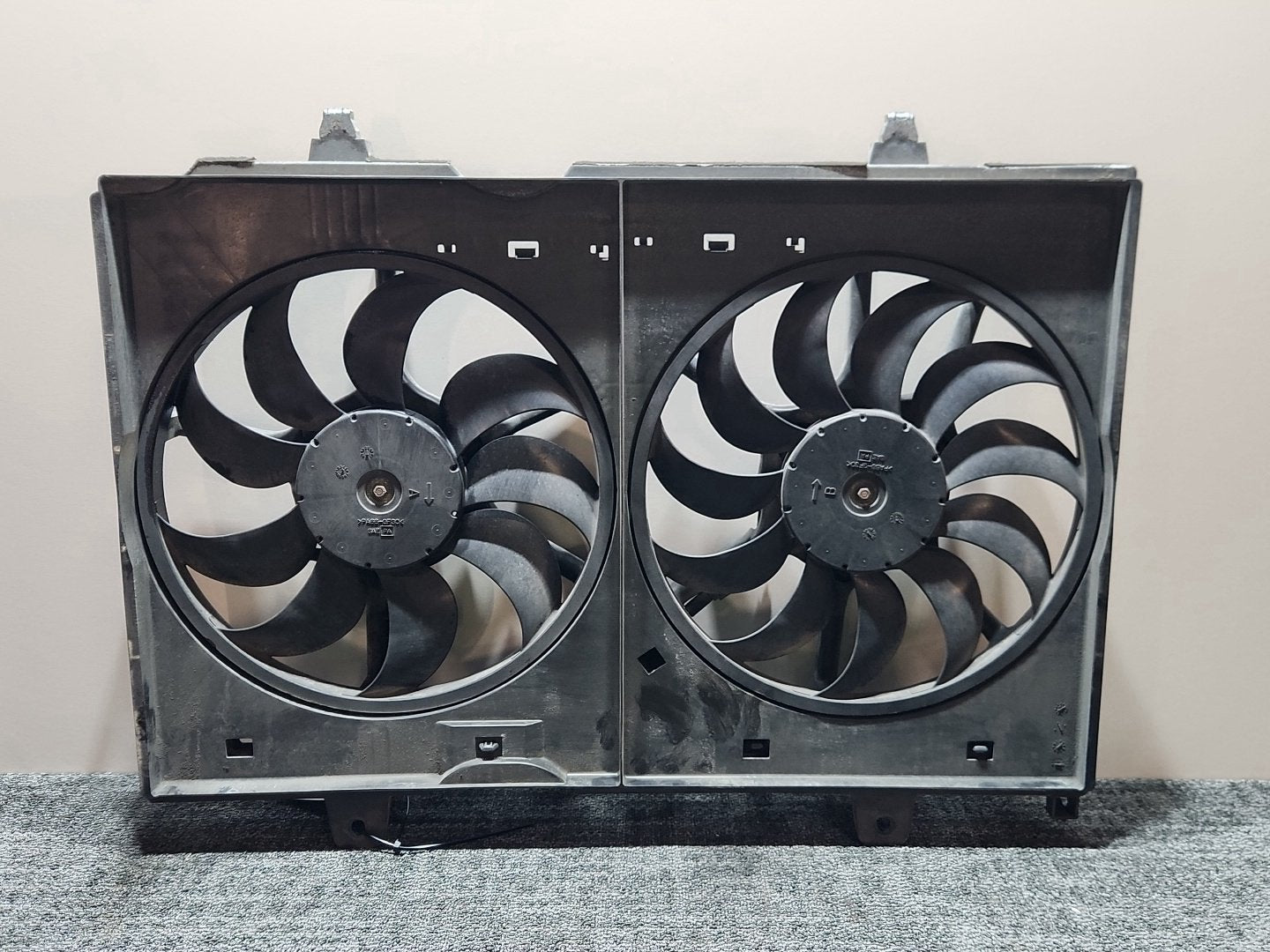 Nissan X-Trail MK2 (T31) SUV Genuine Radiator Air Con Cooling Fan