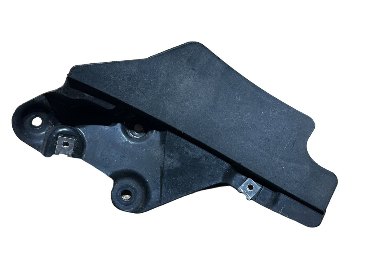 Audi Q7 4M rear right wheel mud guard 4m0854816e