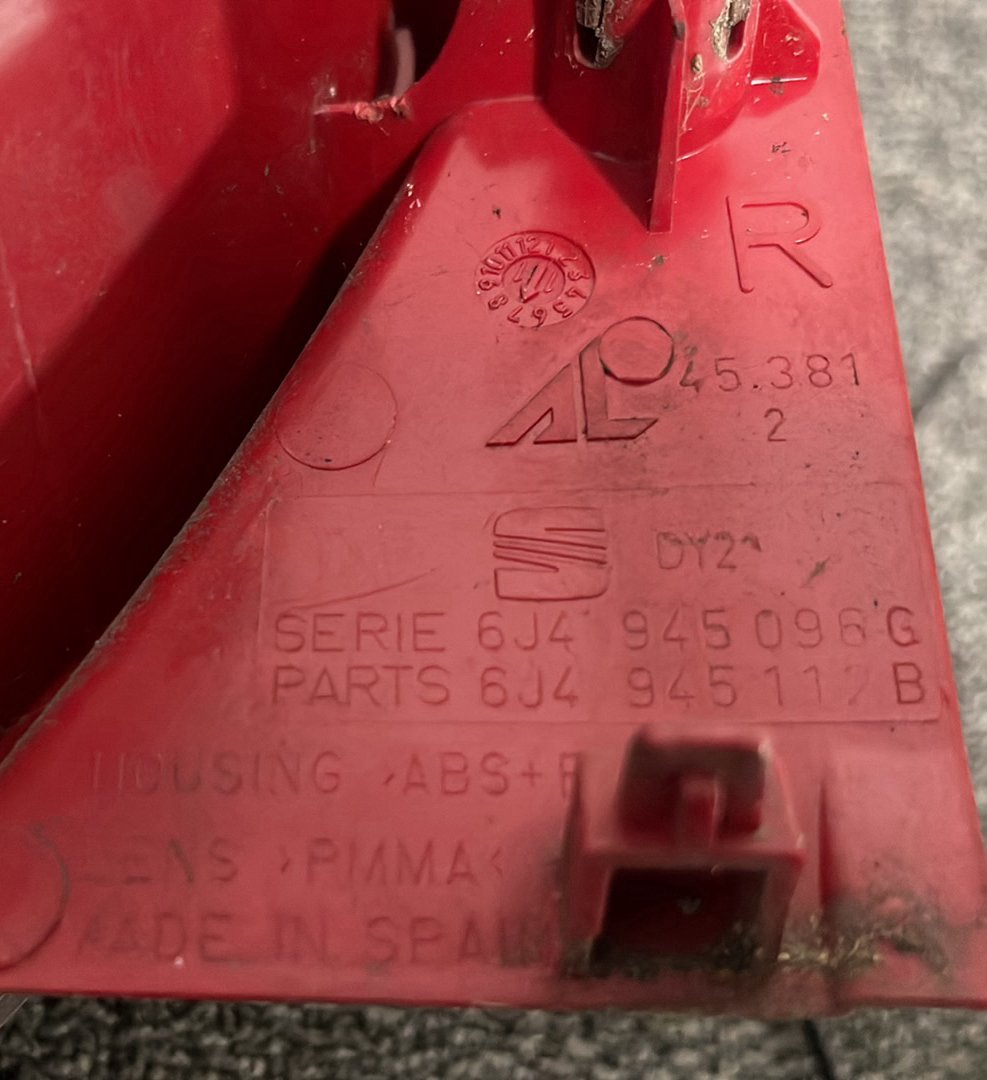 2011 Seat Ibiza MK4 FL- 6J Genuine Rear Right O/S Outer Tail Light 6J4945112B