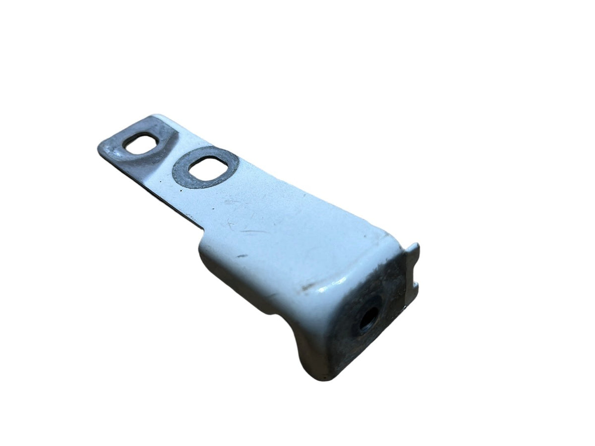 Audi A4 B9 Left Wing Bracket 8W0821433b