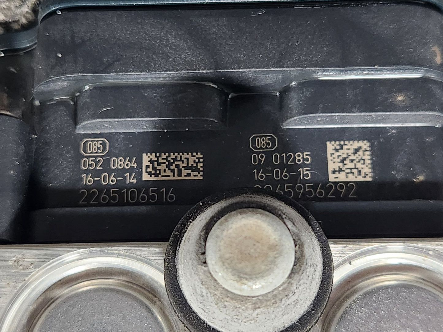 Vauxhall Corsa MK4 (E)(4500) 1.4 Petrol Genuine ABS Pump Control Module 39011871