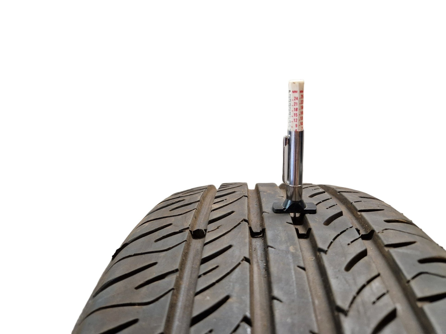 Saferich Tyre 195/50/R16 84V FRC 16 Genuine ~5mm Tread