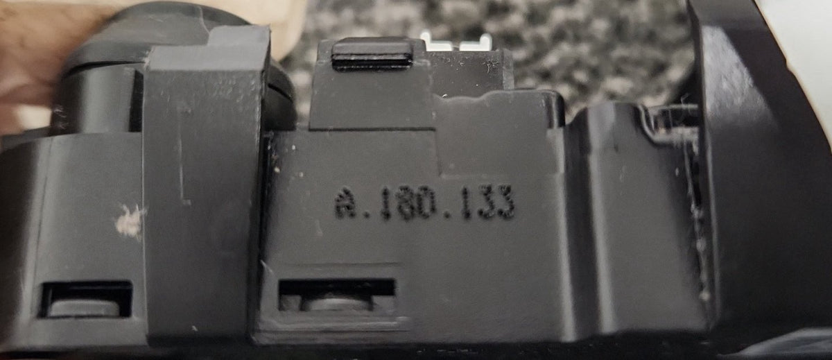 Citroen C3 Picasso MK1 FL (MY10) MPV Right Front Window Switch