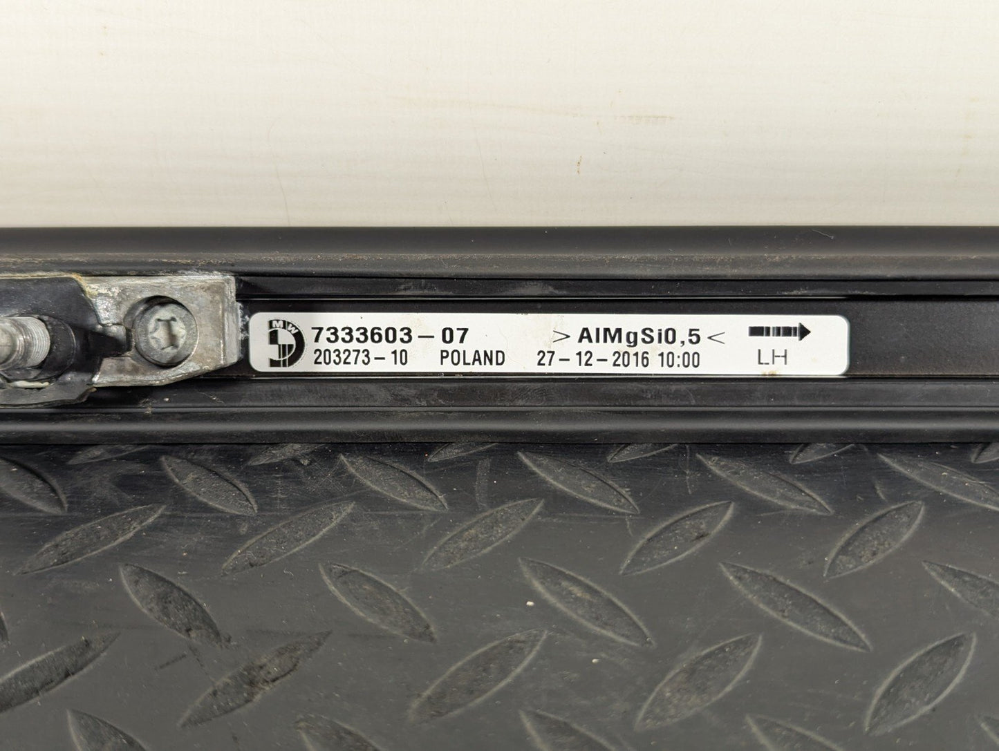 BMW Unknown Part Type 7333603