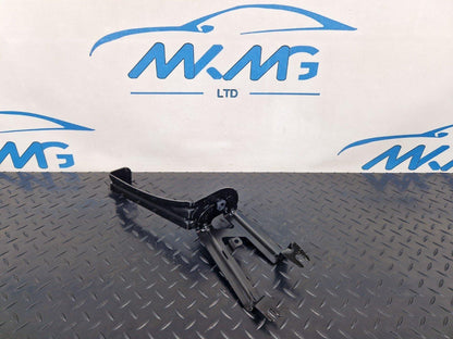 19-ON MERCEDES BENZ B CLASS W247 ABS PUMP MOUNT BRACKET SUPPORT A1774303400