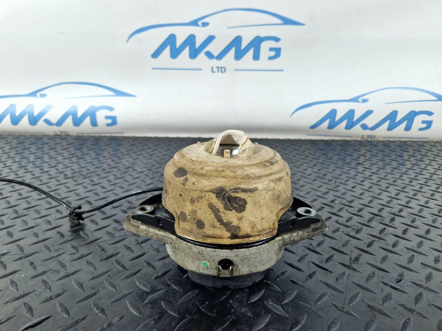 11-19 MERCEDES BENZ ML W166 GENUINE ENGINE MOUNT A1662405417