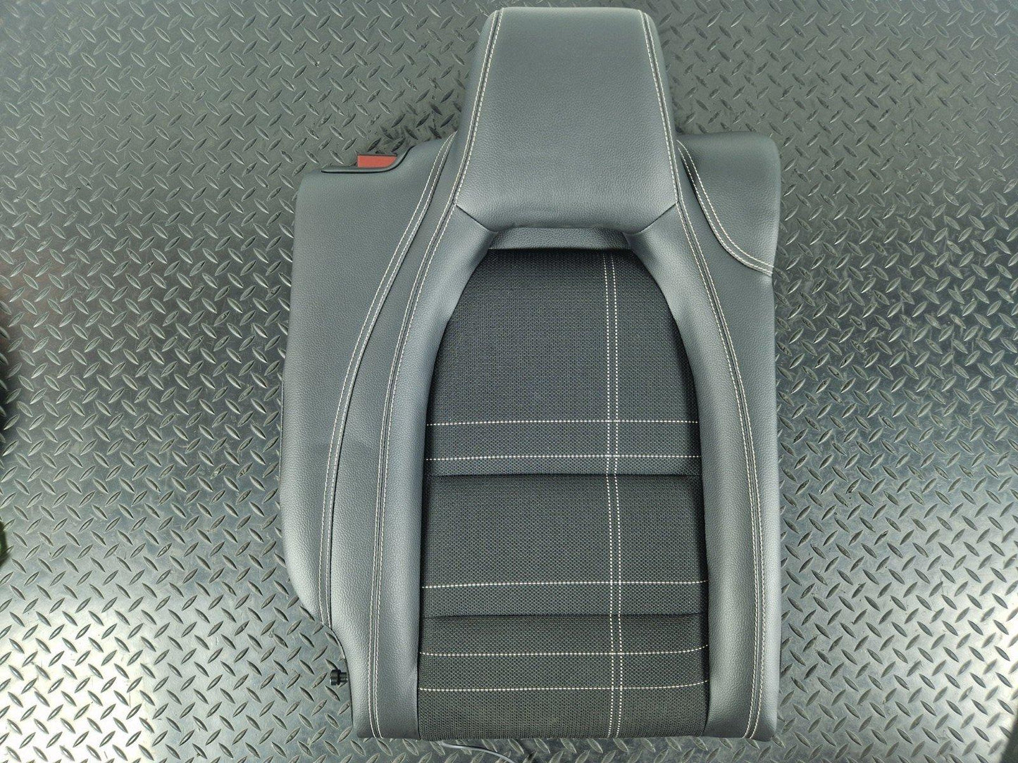 13-19 MERCEDES BENZ CLA C117 REAR RIGHT O/S HALF LEATHER BACKREST SEAT