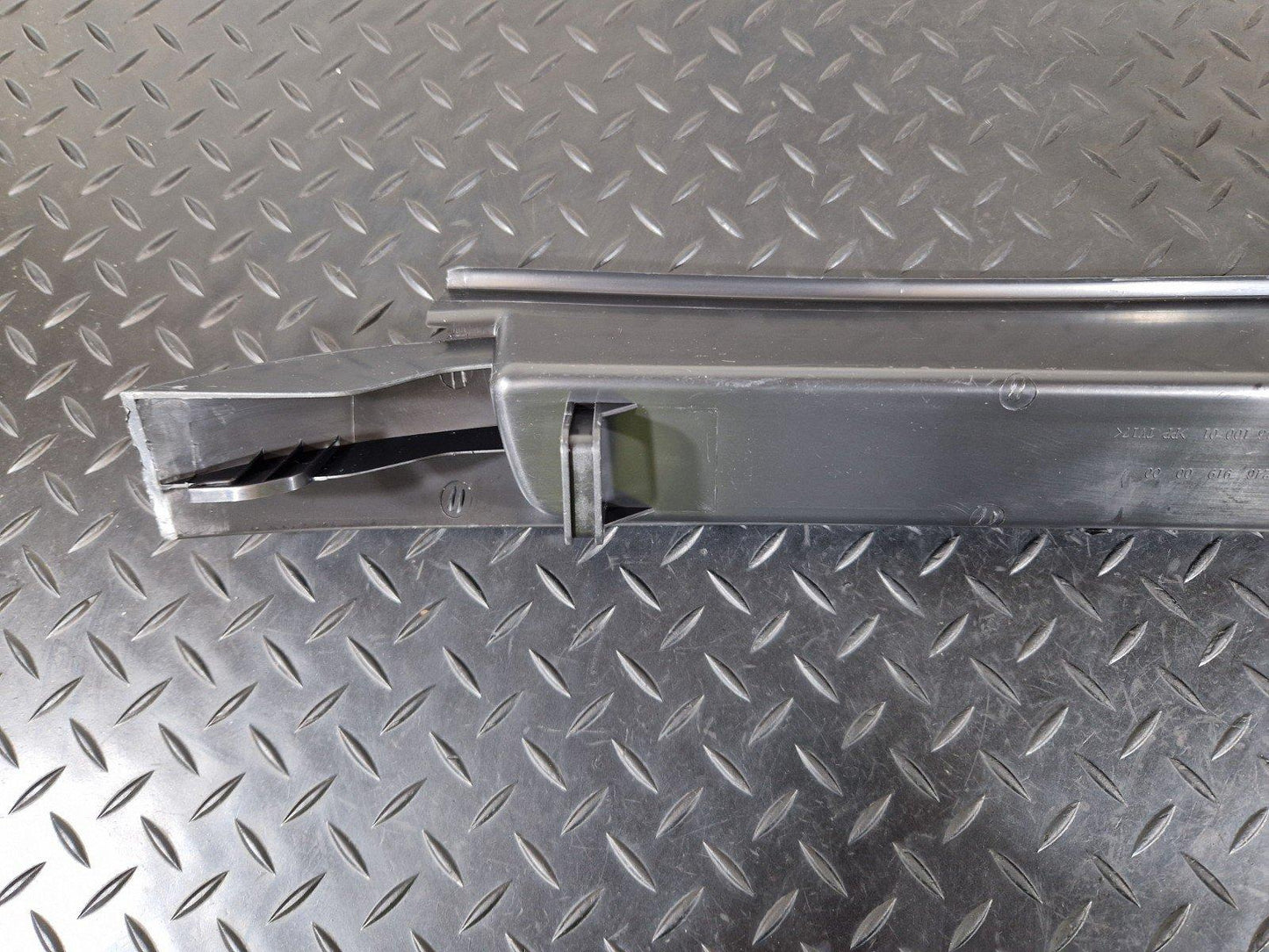 12-18 MERCEDES BENZ B-CLASS W246 FRONT LEFT SIDE SEAT COVE TRIM A2469190000