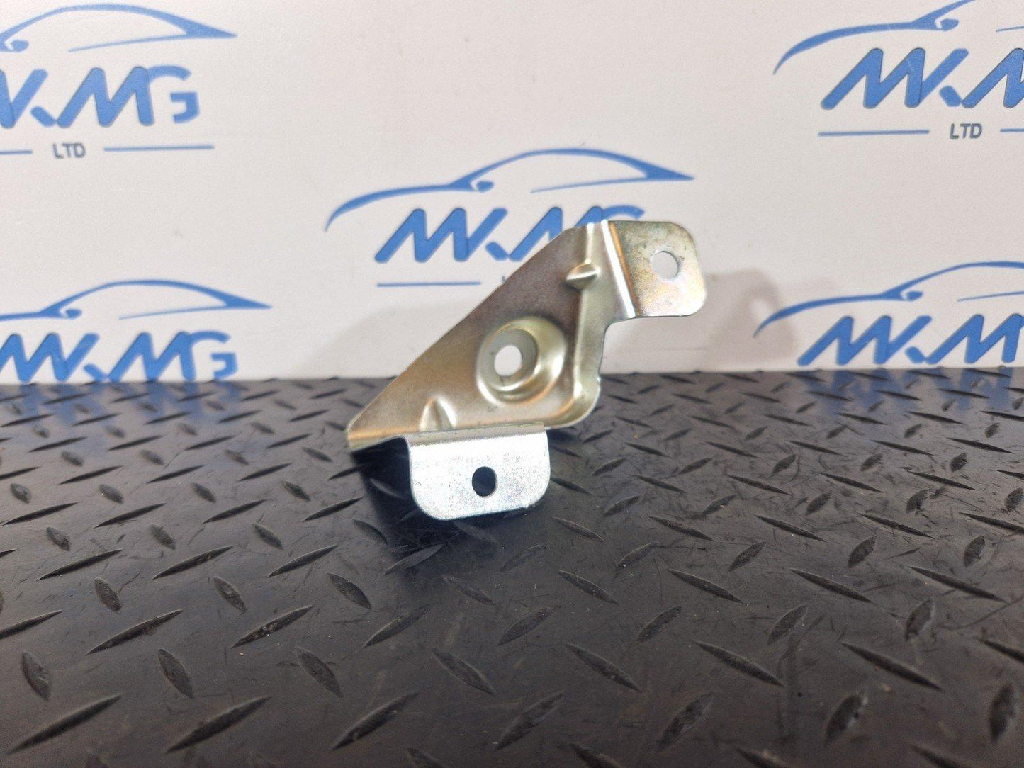 19-ON RANGE ROVER EVOQUE L551 OEM LEFT FRONT BUMPER MOUNT BRACKET K8D217B919AB