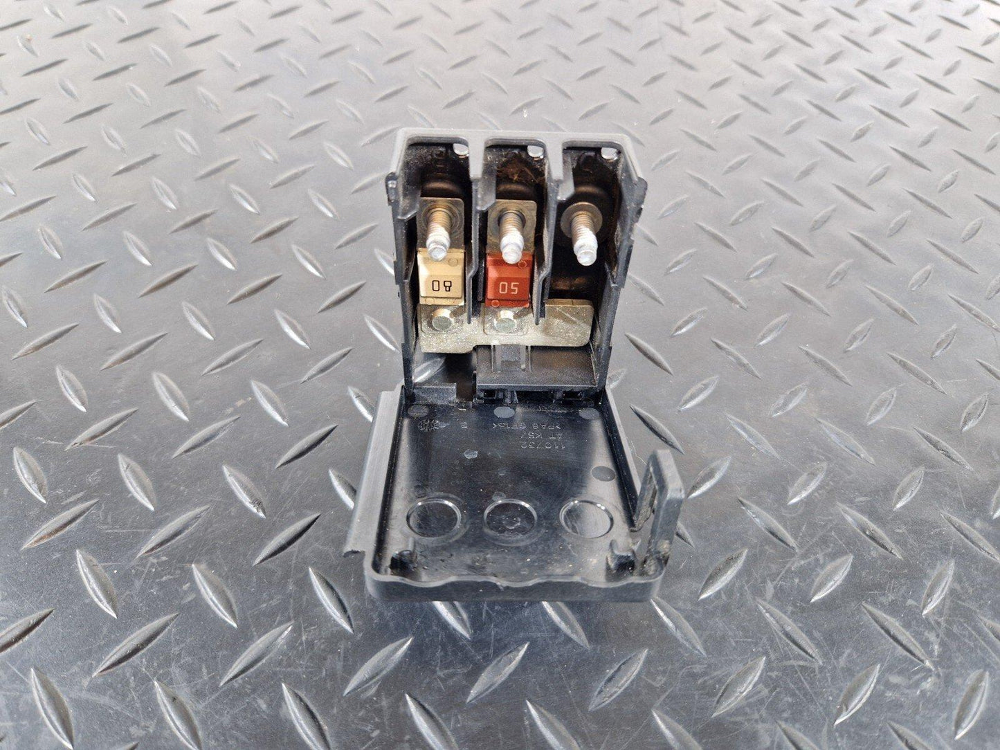 16-19 AUDI A4 B9 GENUINE FUSE BOX POWER DISTRIBUTION CONTROL MODULE 8W0941824AN