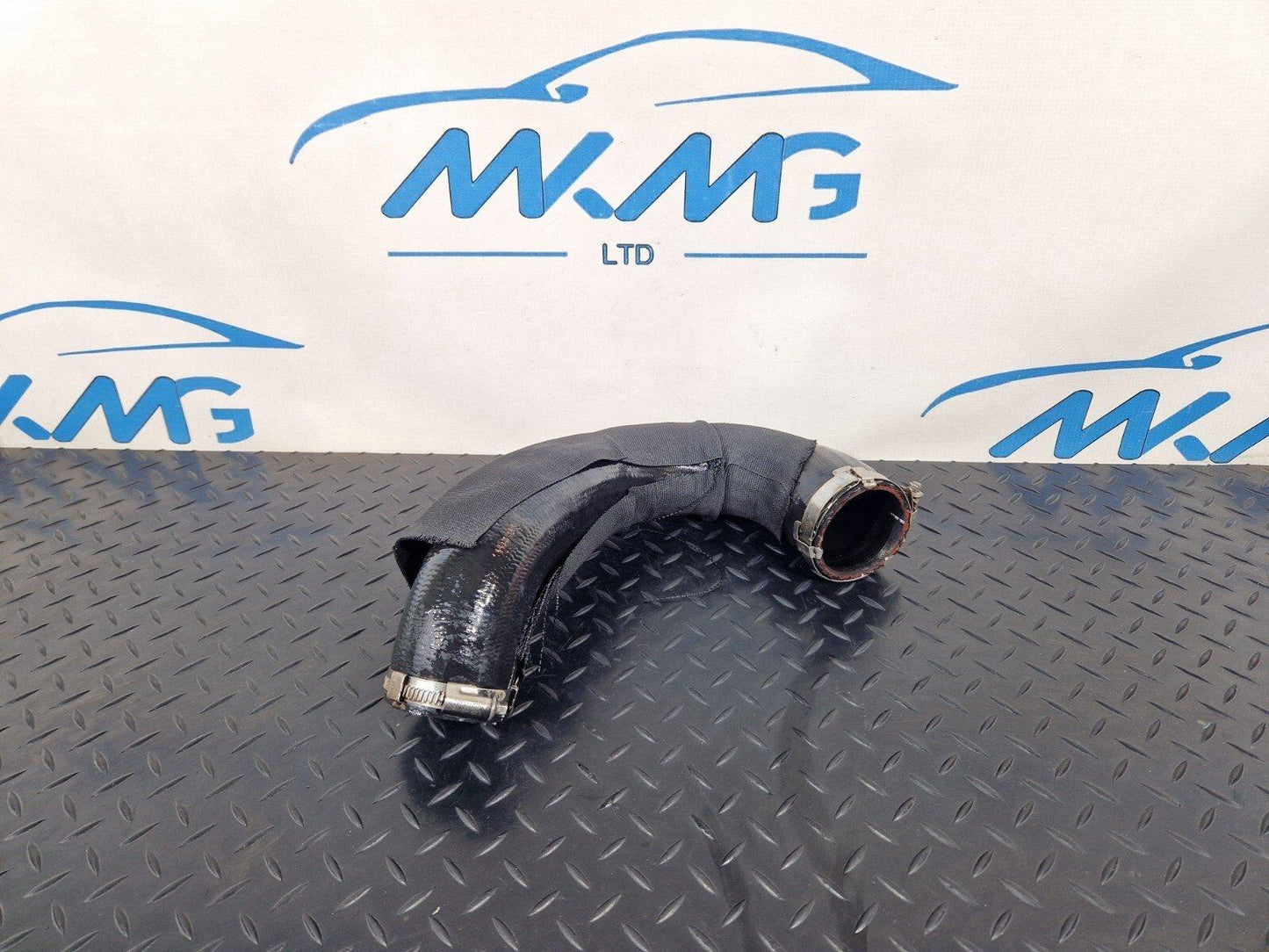 10-18 AUDI A7 4G S-LINE GENUINE TURBO PRESSURE HOSE 4G0145738AH