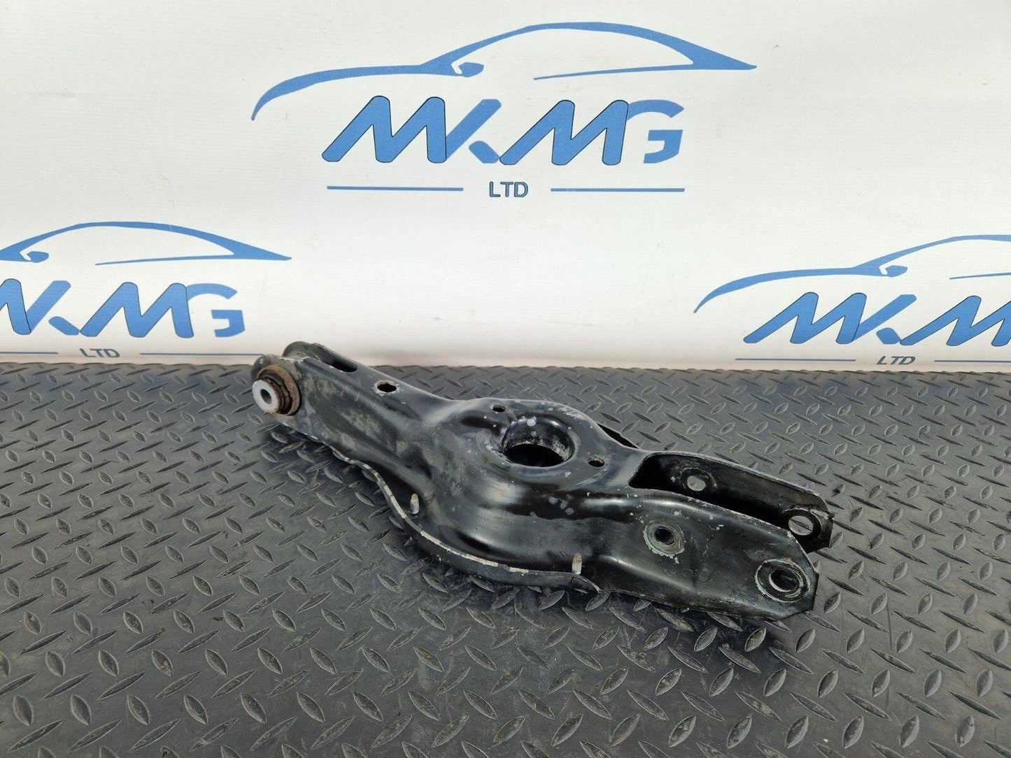 12-18 BMW 3 SERIES F30 LCI REAR WISHBONE ROLL OVER CONTROL ARM 6867540 6867541