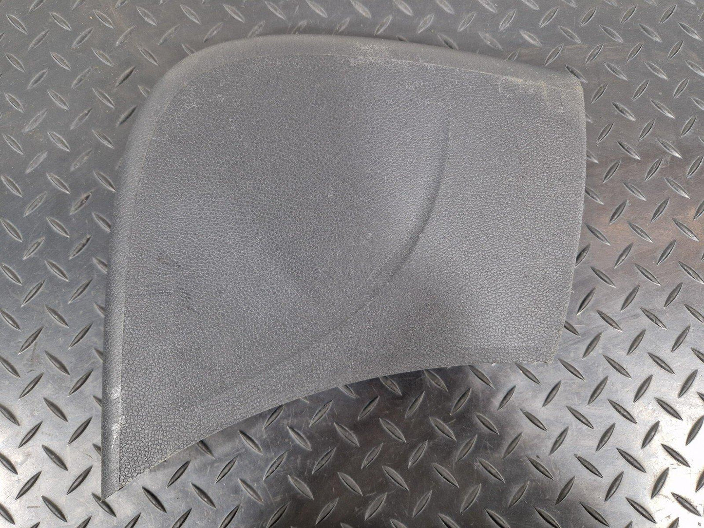 18-ON MERCEDES BENZ SPRINTER W907 W910 OEM HAND BRAKE LEVER TRIM A9104271000