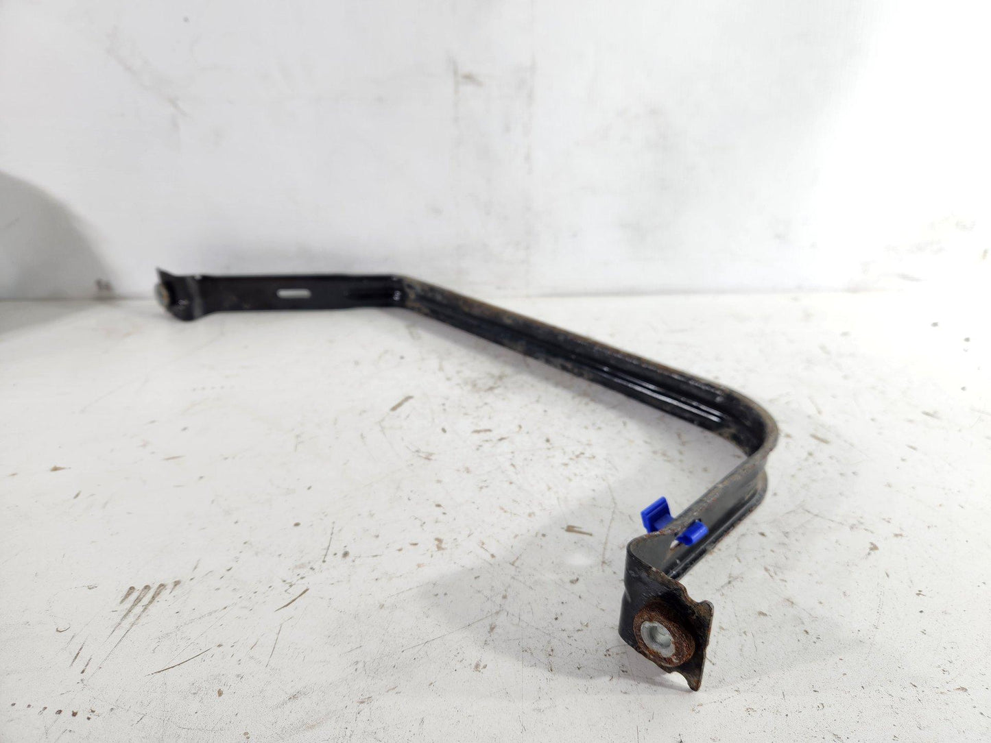 Mercedes-Benz B-Class W176 W246 Right O/S Fuel Tank Support Strut A2464700440