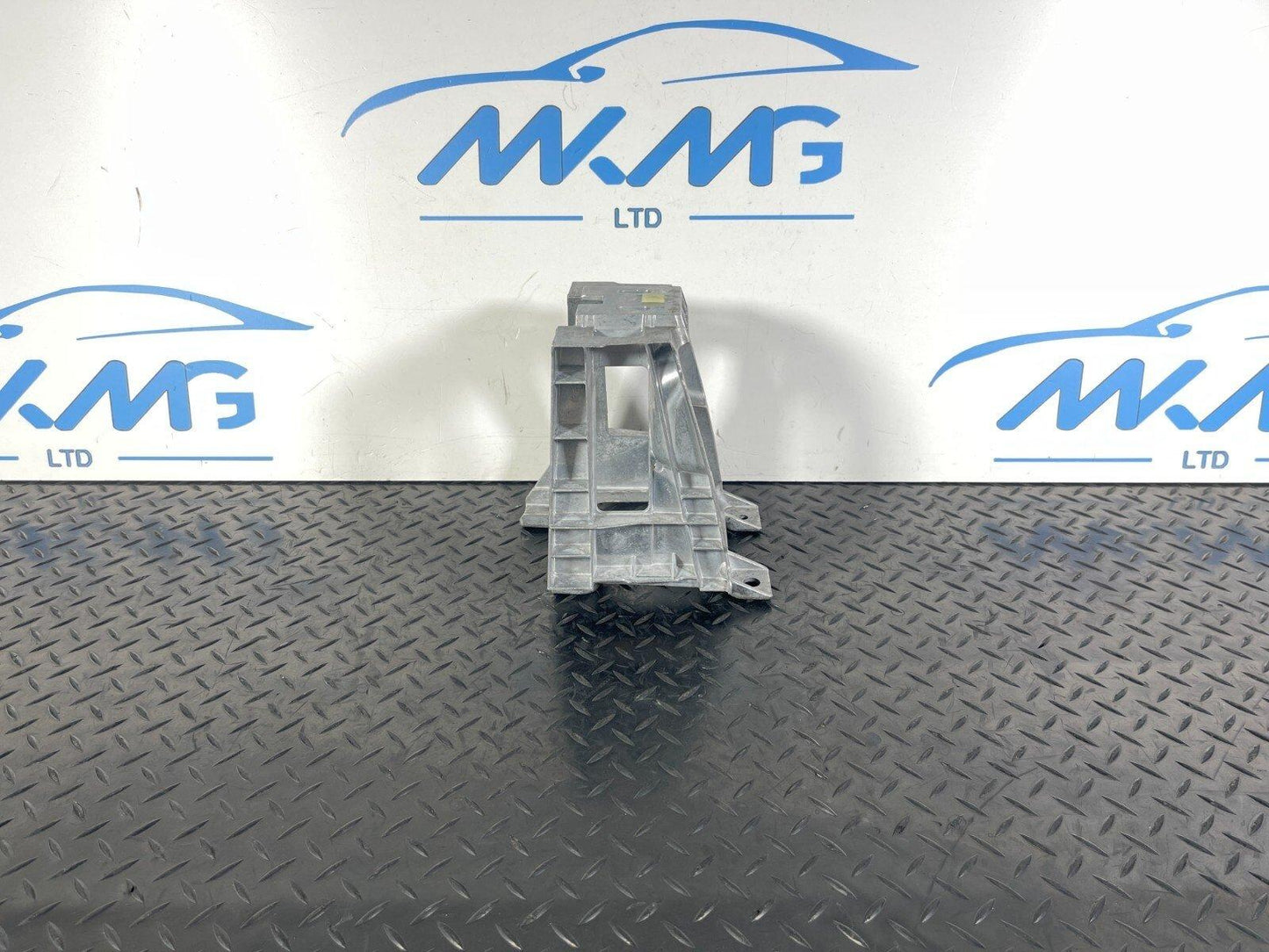 16-22 BMW X1 F48 CENTER ARMREST BRACKET MOUNT 1269312