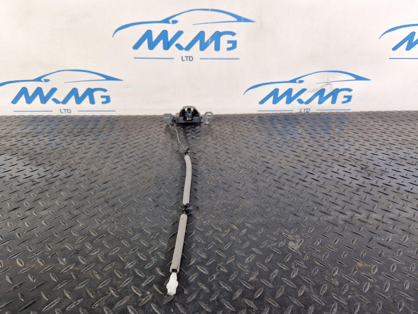 19-ON MERCEDES BENZ CLA C118 REAR RIGHT O/S/R SEAT LOCK A2389203501