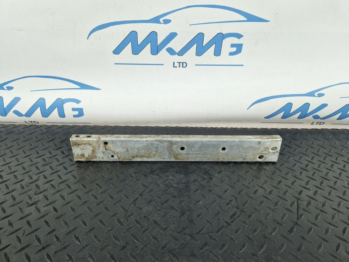13-19 MERCEDES BENZ CLA C117 RADIATOR SUPPORT BRACKET MOUNT RIGHT A2466280229