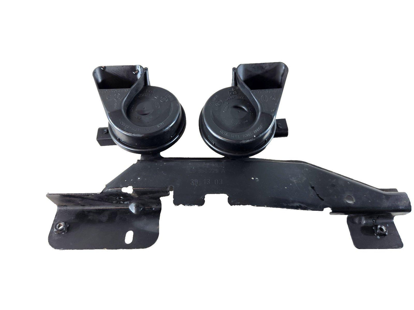 10-15 AUDI Q7 4L GENUINE PAIR OF TWO LOW TONE HORN SIREN SIGNAL 4L0951221A