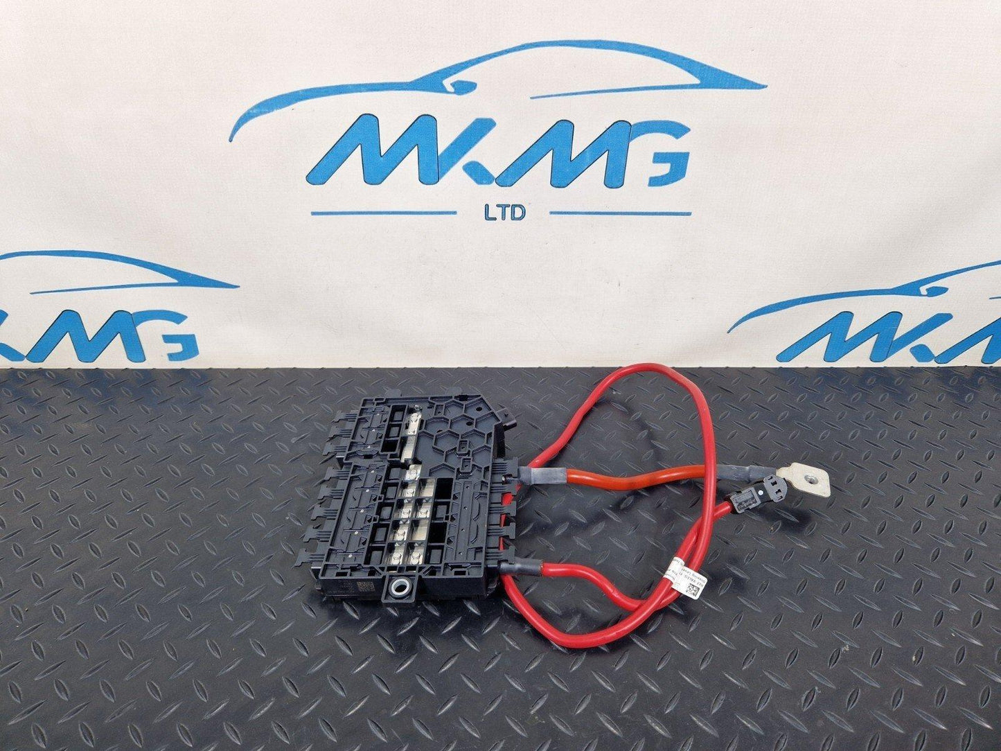 14-21 MERCEDES BENZ C200d W205 FUSE BOX RELAY MODULE POWER JUNCTION A2055402850