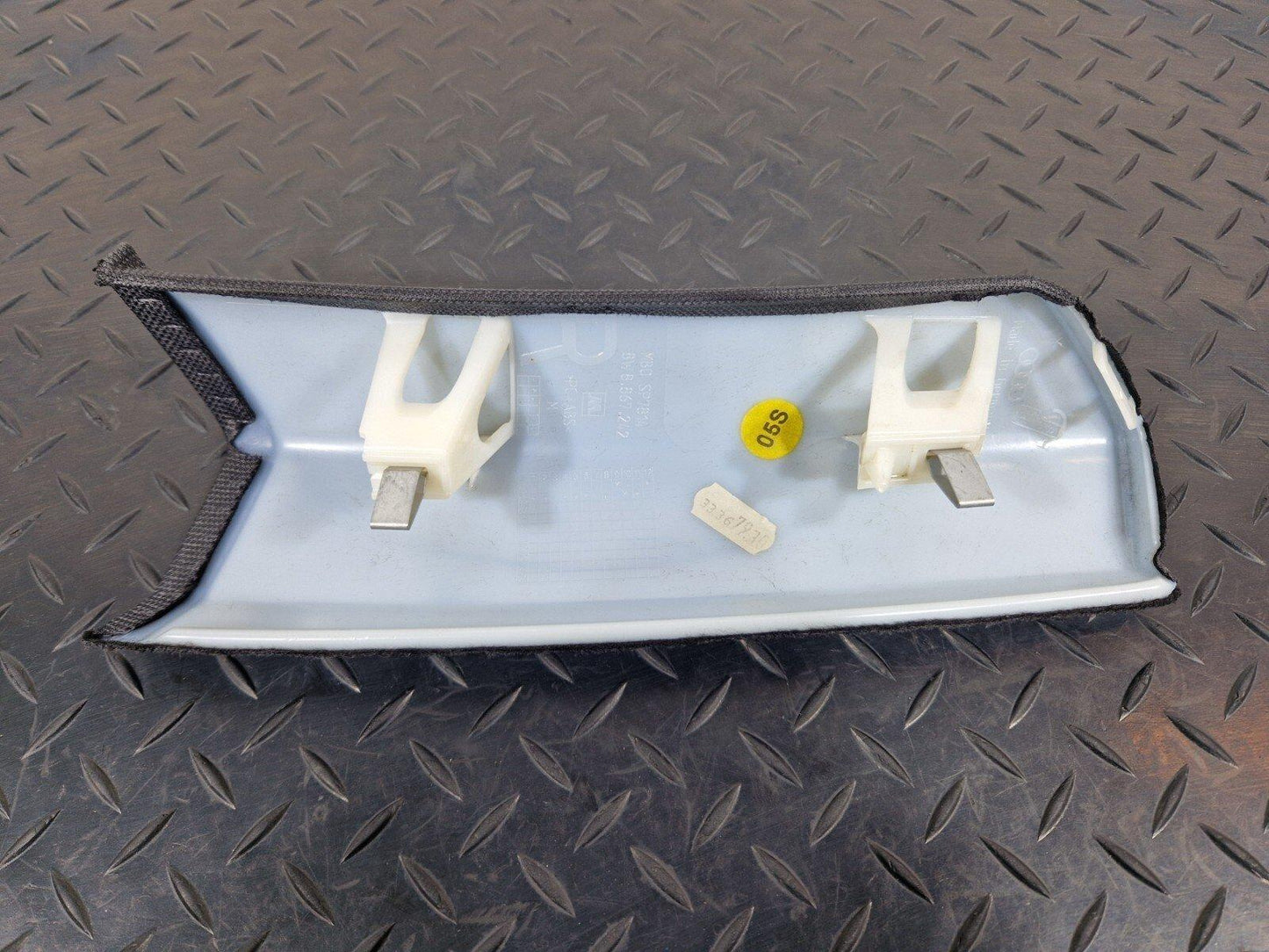 16-23 AUDI A5 F5 S-LINE INTERIOR C-PILLAR RIGHT TRIM COVER BLACK 8W8867242